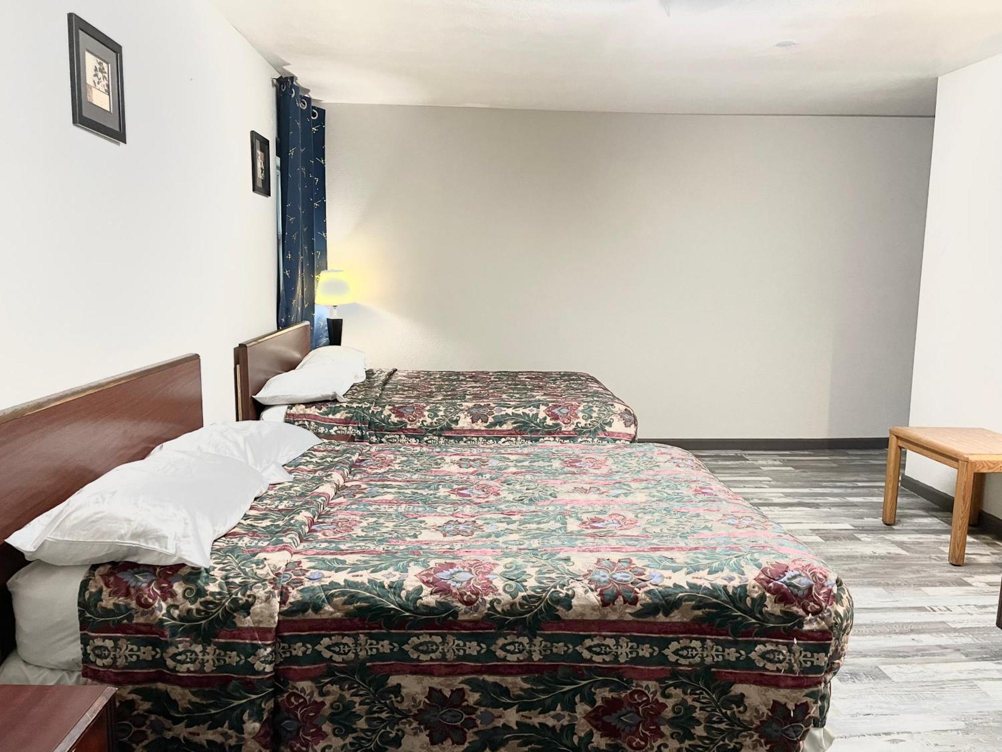 Azure Sky Motel Fort Scott Eksteriør billede